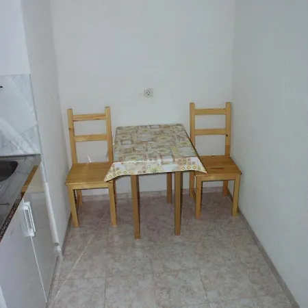 851d Apartament